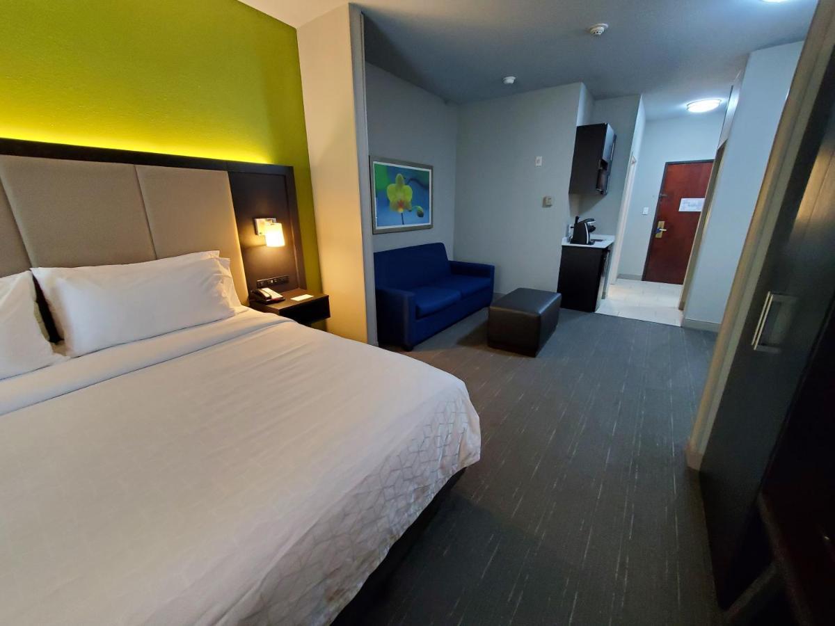 Holiday Inn Express Pearland By Ihg Ngoại thất bức ảnh
