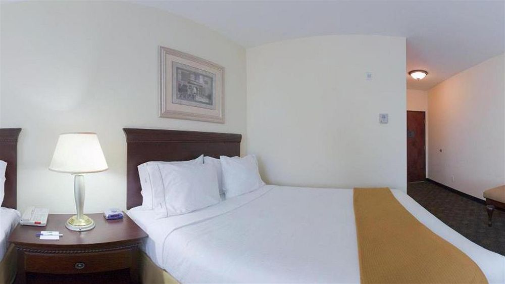 Holiday Inn Express Pearland By Ihg Ngoại thất bức ảnh
